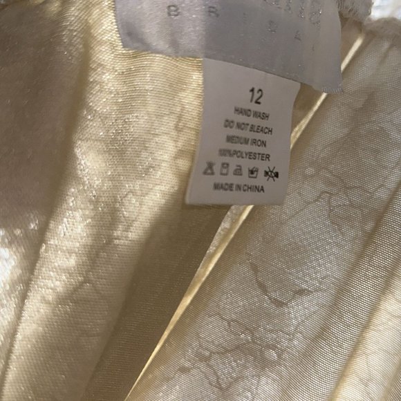 NWOT Lace Mermaid Style Bridal Gown Bridal Size 12 - Picture 9 of 9